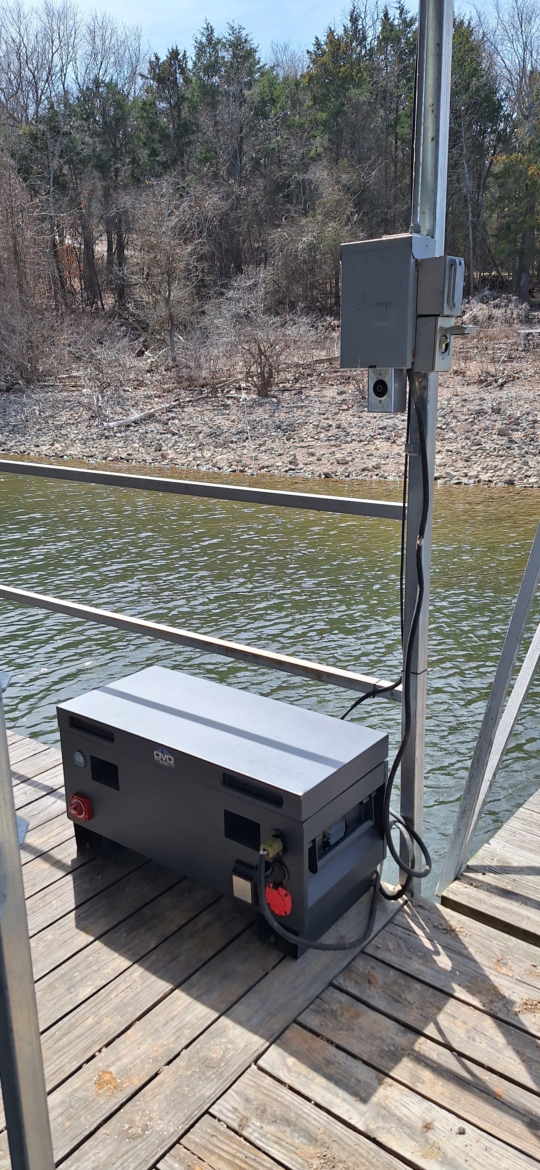 1.1KW Boat Dock Offgrid Solar Kit - Portable with Plug and Play Connections (SC)