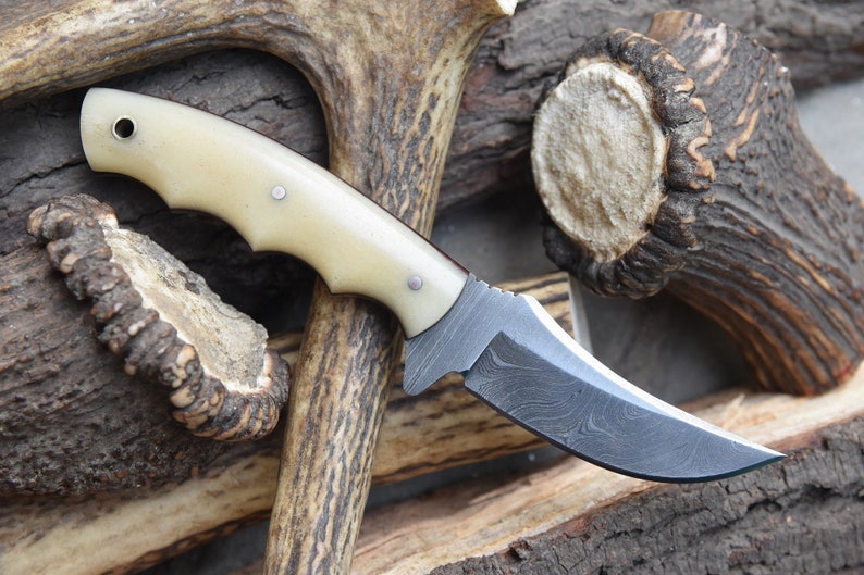 Custom Handmade Damascus Steel Blade Skinner Knife (SC)