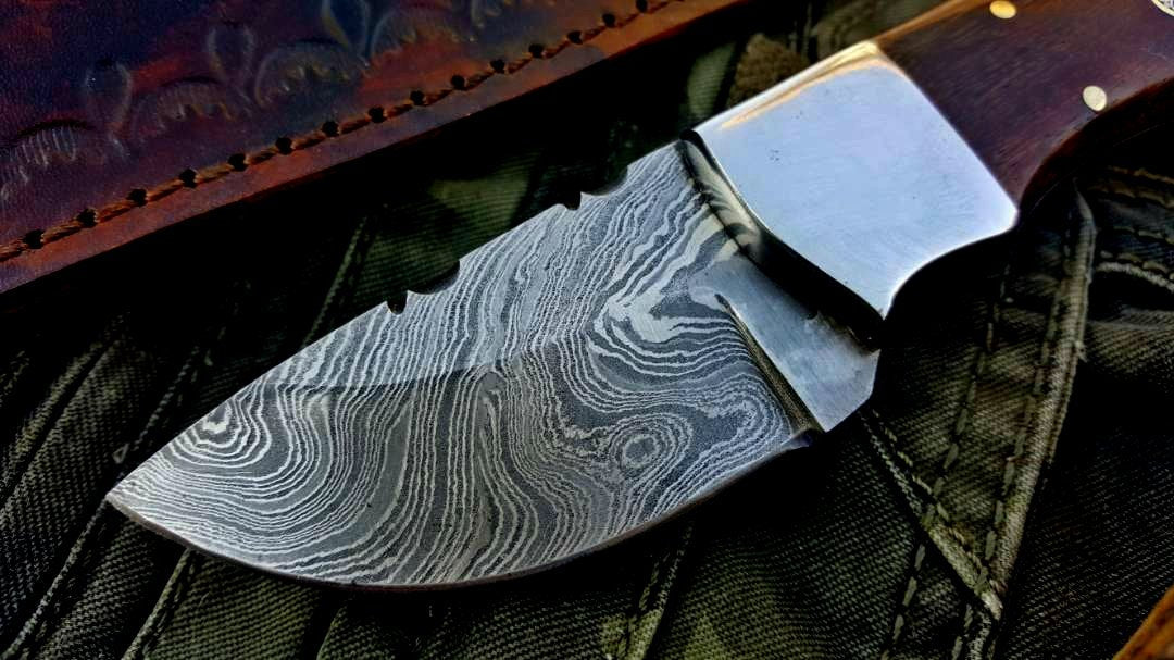 Custom Handmade Twist Damascus Steel Mini Skinner Knife (SC)