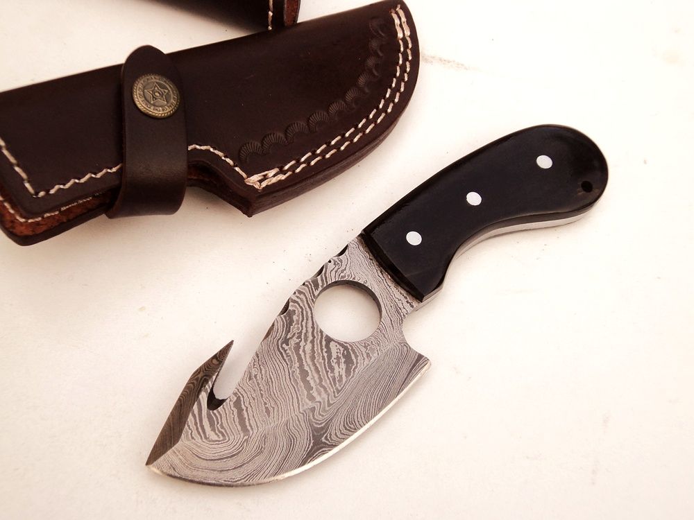 Handmade Damascus Guthook Skinning Knife (SC)
