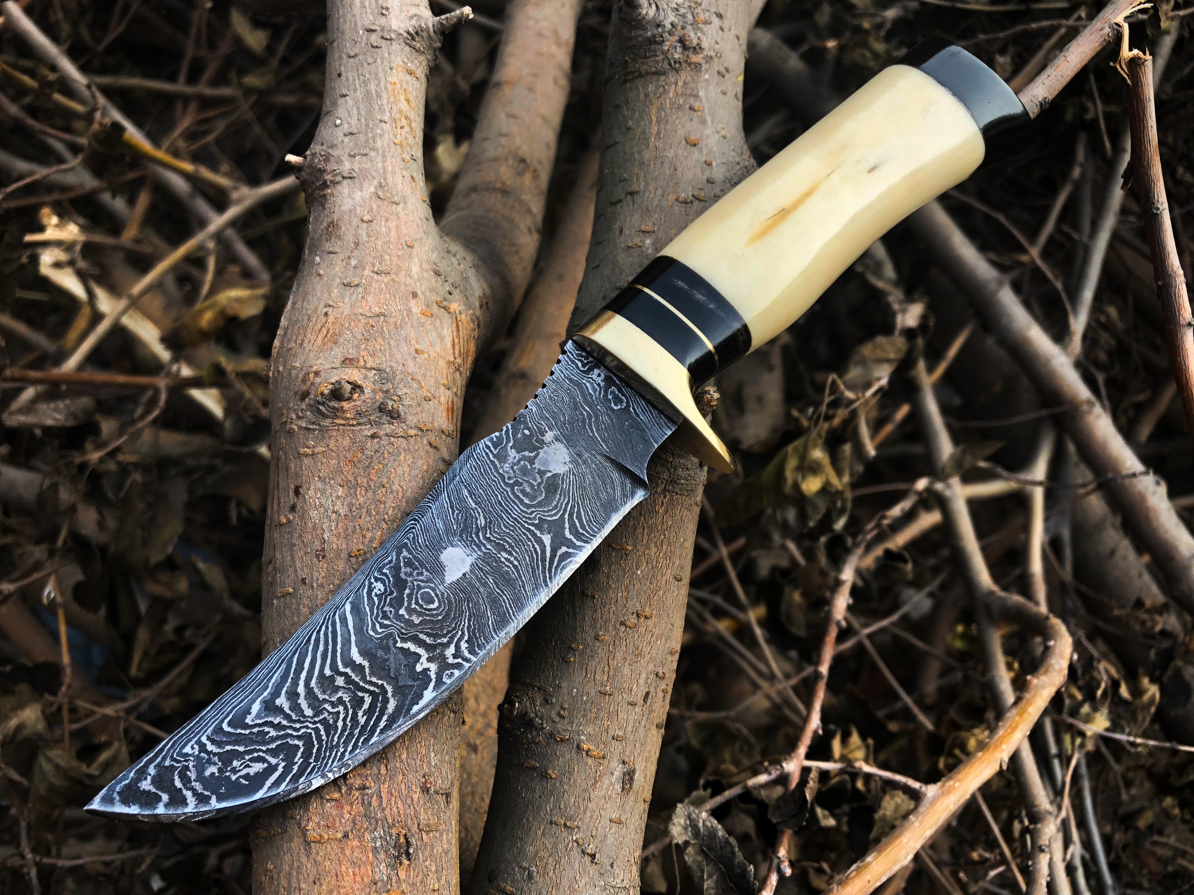 New Custom Handmade Damascus Steel Hunting Knife (SC)