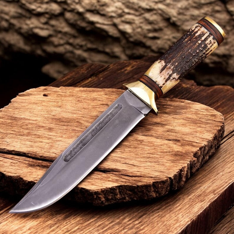 The Tracker’s High Carbon Hunting Knife: Antler-Handled Masterpiece (SC)