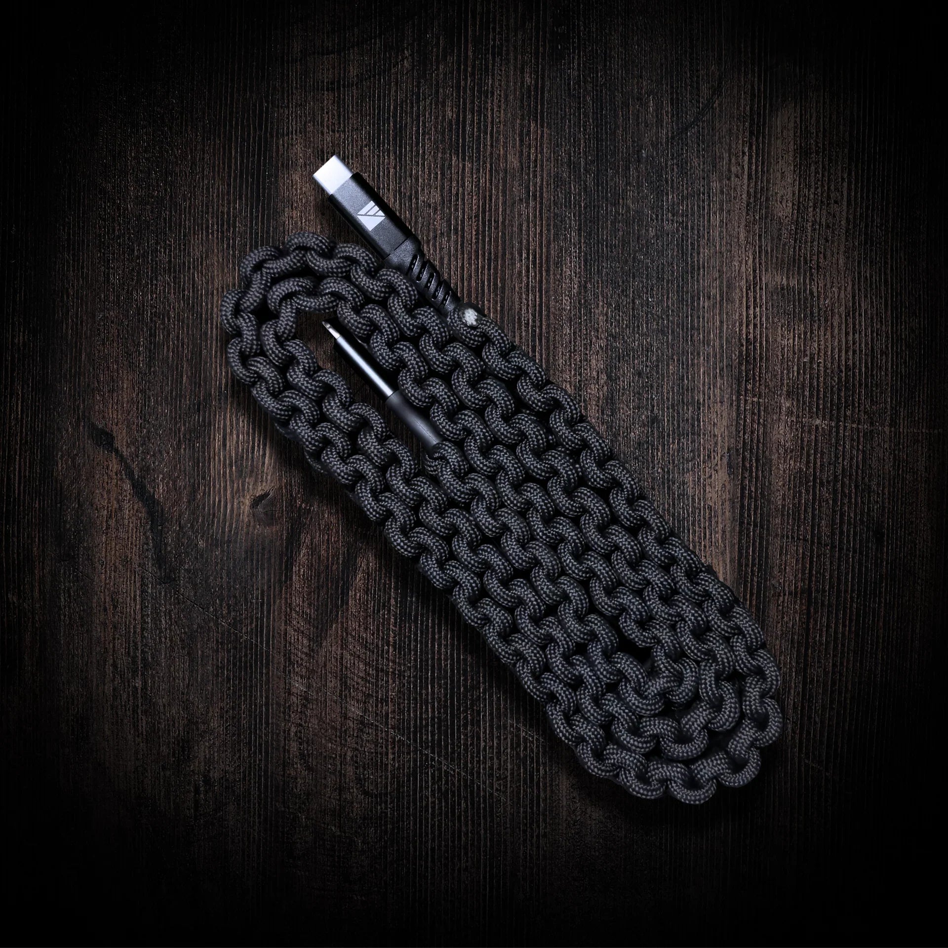 Unbreakable USB-C to USB-C Paracord Cable – 6ft