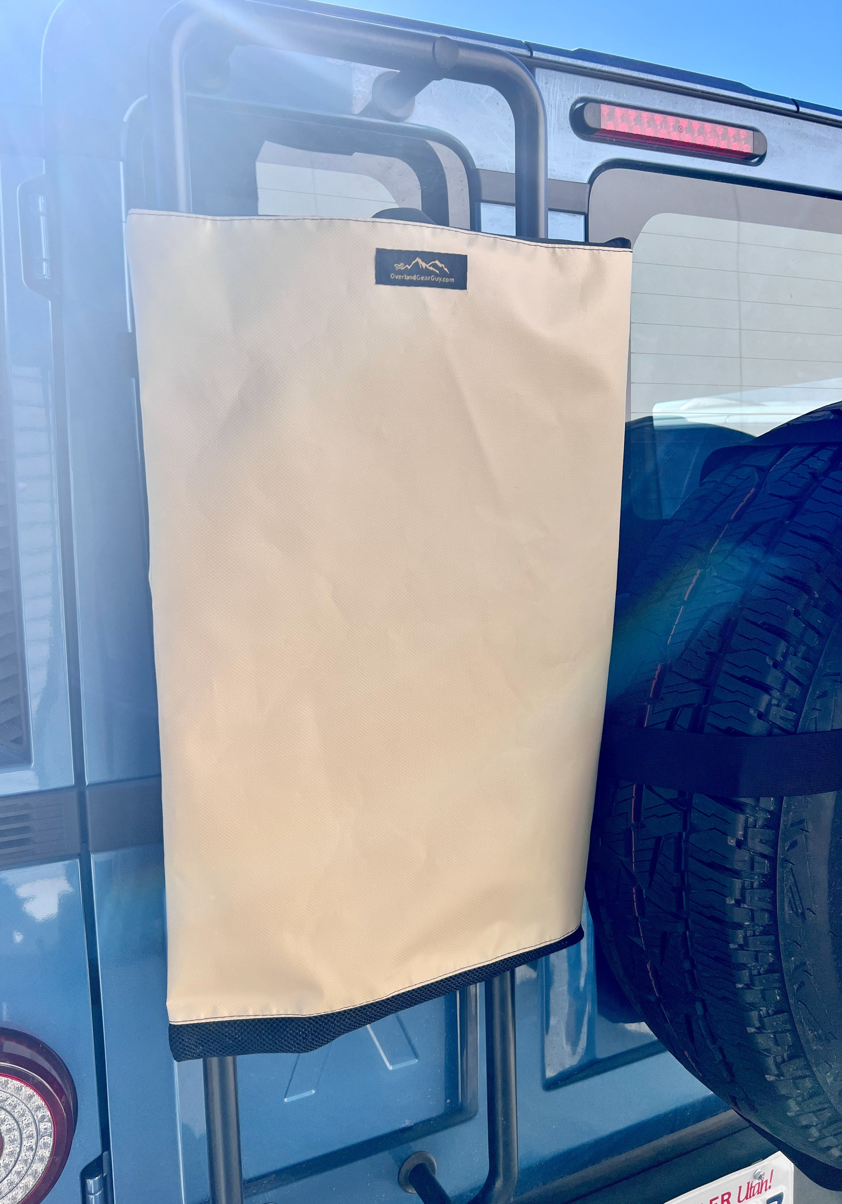 INEOS Grenadier  Ladder Trash Bag - 24 inch (SC)
