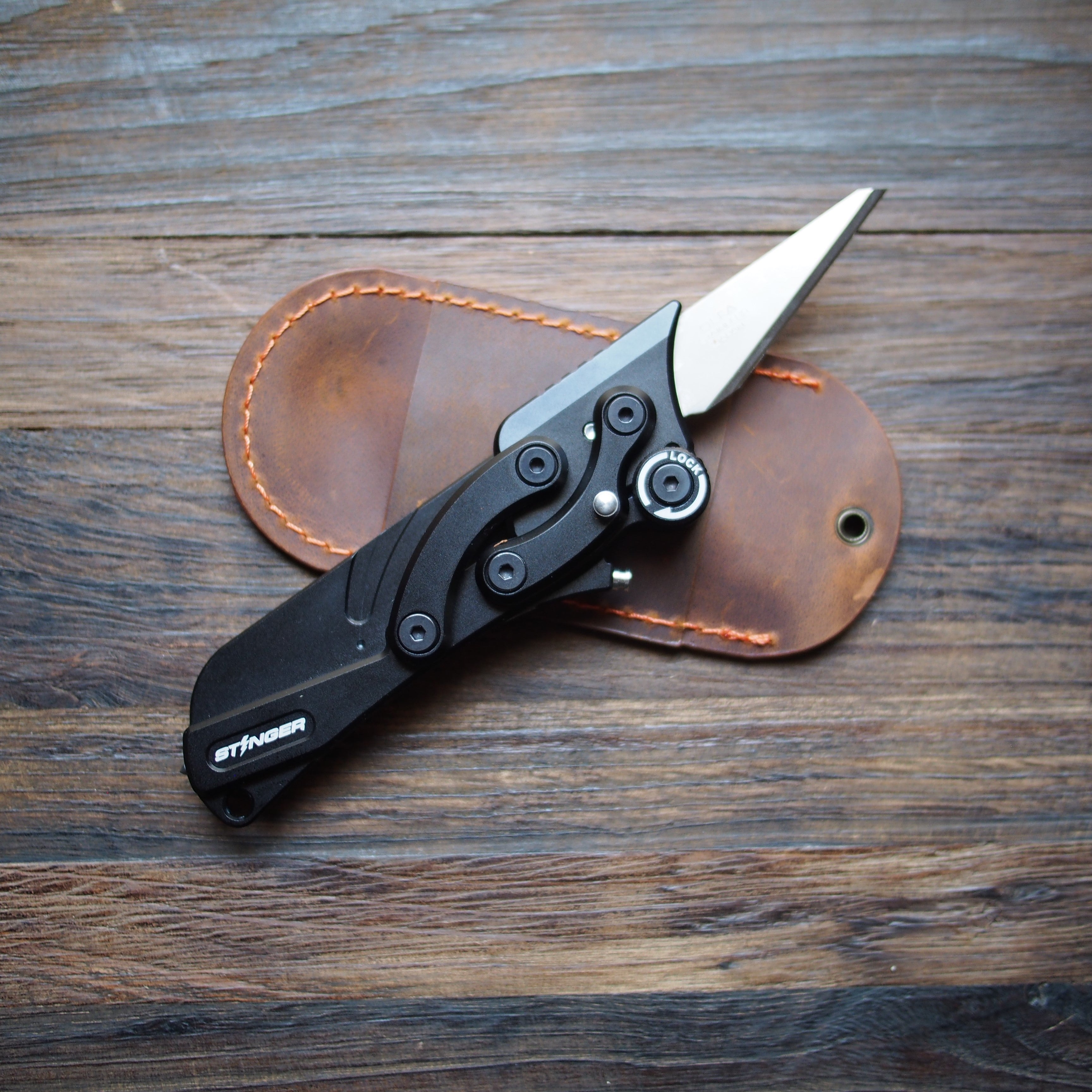 Stinger Olfa Evolution Blade with Leather Pouch, Folding Pocket Knife, Utility Knife - Matte Black (SC)