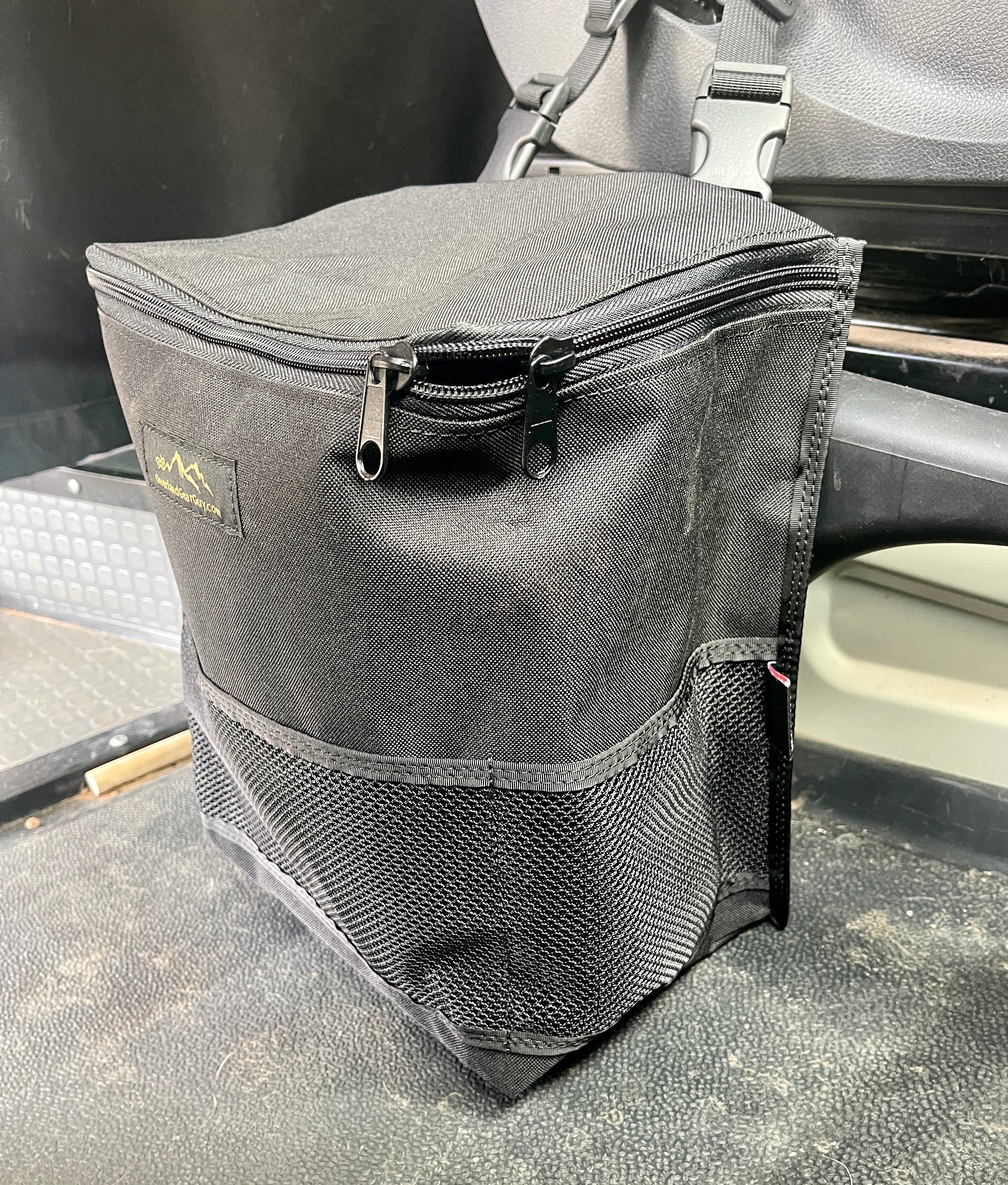 Revel Van Trash Bag (Between the Seats). - Medium (SC)