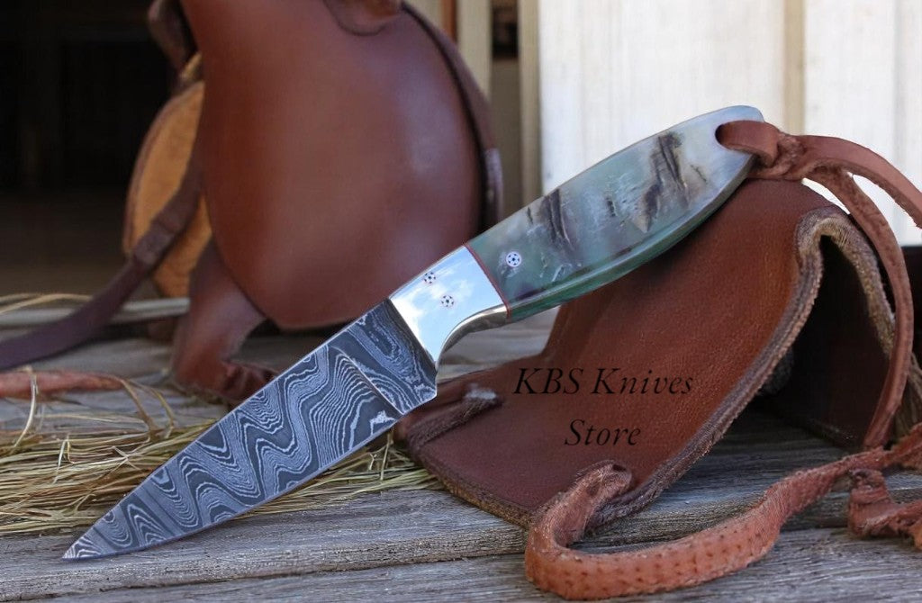 HIGHLAND HITCH – WORKING BUCKAROO KNIFE WITH DAMASCUS STEEL & MOUNTAIN SHEEP HORN (SC)