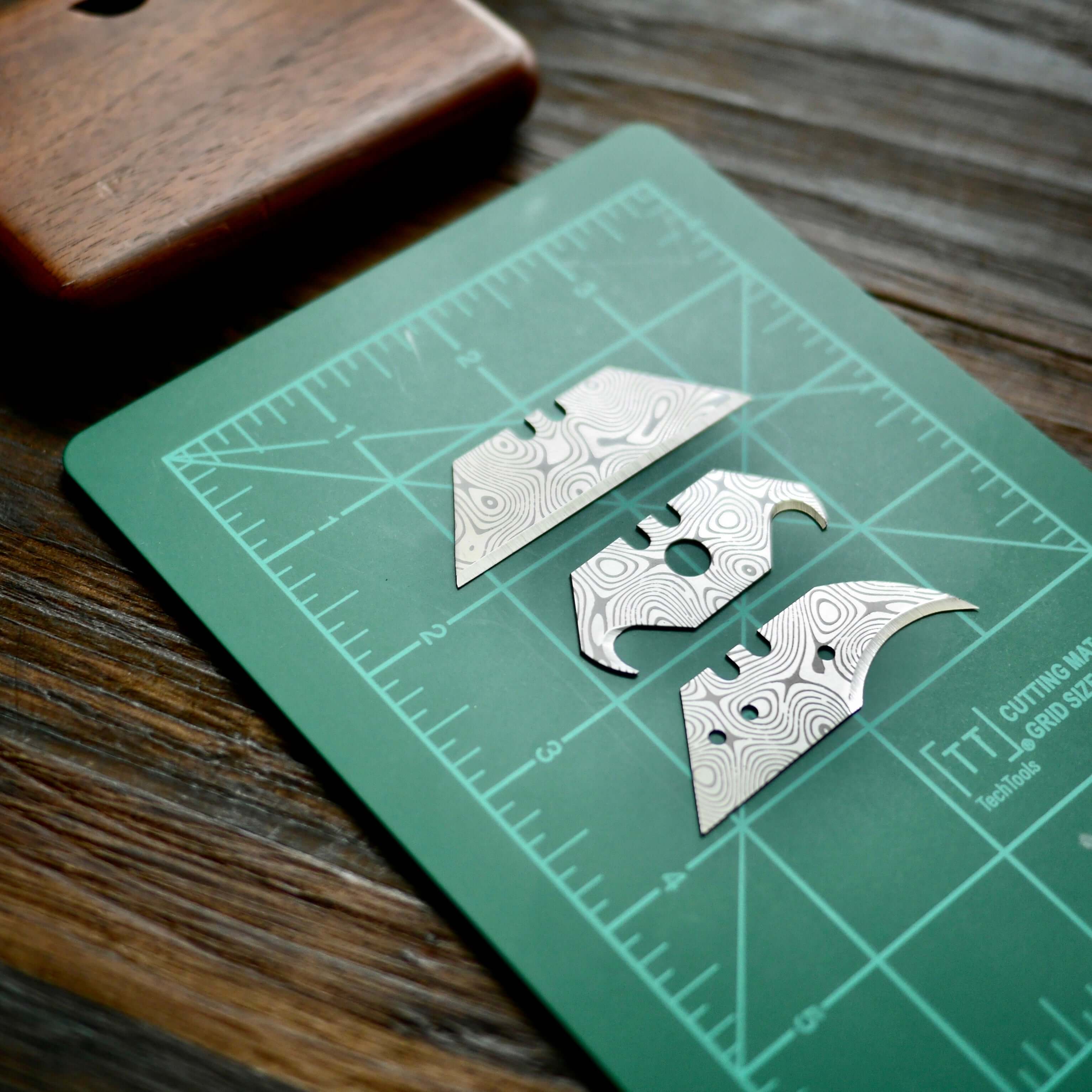 Stinger Laser Engraved Utility Razor Blades, Utility Knife Blades Replacement - Damascus Style (SC)